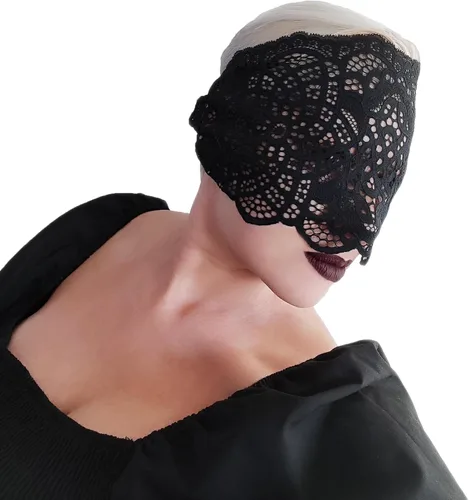 Vista 4 de Máscaras de encaje negro de cara completa para mujeres Colección de máscaras de encaje hechas a mano