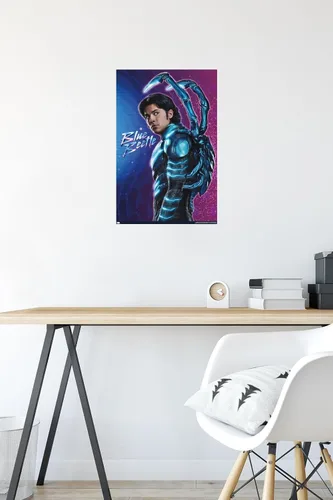 Vista 5 de Trends International DC Comics Movie Blue Beetle - Póster de pared de Jaime Reyes, 22.4 pulgadas de largo x 14.7 W, paquete de póster y montaje