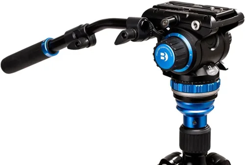 Vista 10 de Benro Aero 6 PRO - Trípode de viaje con monopie con cabezal de video fluido de base plana S6 PRO, 13.2 libras máximo, columna central de nivelación