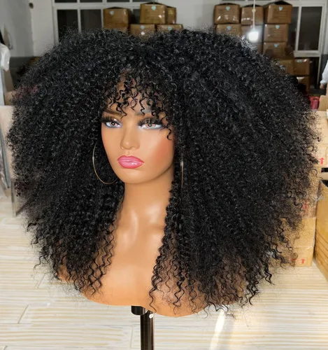 Vista 4 de Sweece - Peluca afro larga y rizada con flequillo para mujeres negras, peluca de cabello rizado de 17 pulgadas (17 pulgadas, negro)