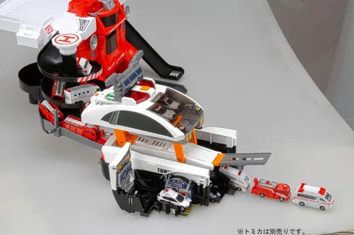 Vista 11 de Takara Tomy Tomica Grande a Deformación! Deca Patrol coche