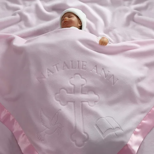 Vista 5 de Manta de regalo para bebés niños o niñas para bautismo. Diseño personalizado religioso cruz y biblia, Rosado