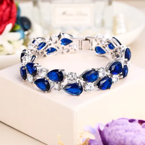 Vista 2 de Ever Faith pulsera vintage con circonitas cúbicas en forma de lágrimas, para mujer.