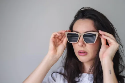 Vista 4 de MostlySunny - Cateye - Gafas de sol polarizadas retro UV400 para mujer, montura cuadrada vintage