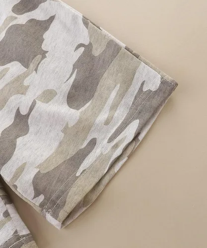 Vista 6 de Conjunto de camiseta de manga corta y pantalón corto de algodón para bebé