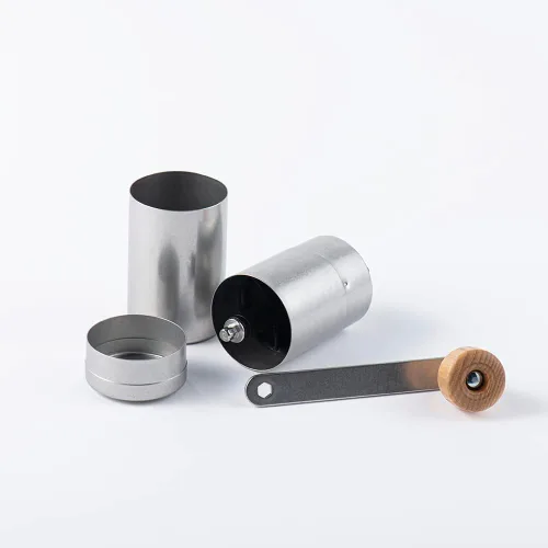 Vista 2 de Molinillo de café vintage Inox, fabricado en Japón, pulido a mano, hoja de cerámica, acero inoxidable, tratamiento de envejecimiento, irrompible
