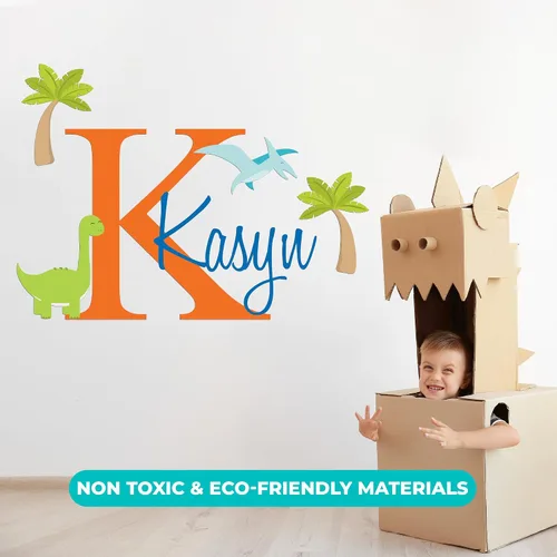 Vista 5 de e-Graphic Design Inc Calcomanías de pared de dinosaurio personalizadas con nombre e inicial, decoración de dormitorio de dinosaurio para niños