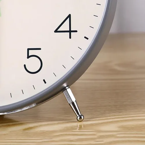 Vista 4 de HASMI Reloj despertador analógico, reloj despertador redondo de 6 pulgadas sin tictac, funciona con pilas, reloj despertador súper silencioso, 1