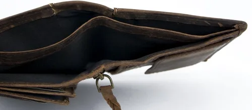 Vista 5 de Cartera vertical de cuero genuino para hombre nacido para ser salvaje con un tiburón, Marrón, Cartera triple