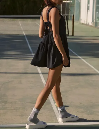 Vista 3 de Women 2 Pieces Tennis Dress Sleeveless Workout Mini Dress with Built in Bra and Shorts Cut Out Athletic Outfits