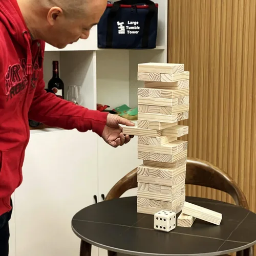 Vista 5 de Jac & Mok Tumble Tower - Juego de bloques de madera para apilar con bolsa de transporte (54 piezas de torre grande con dados)