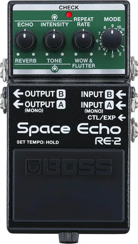 Vista 2 de Boss RE-2 Space Echo Delay and Reverb Effects Bundle con cable de instrumento Gearlux, cable de conexión y púas
