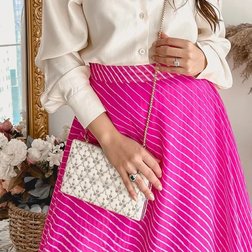Vista 4 de AMYRA Anya Box Clutch, bolso de mano casual, regalos de cumpleaños, Crema y oro claro