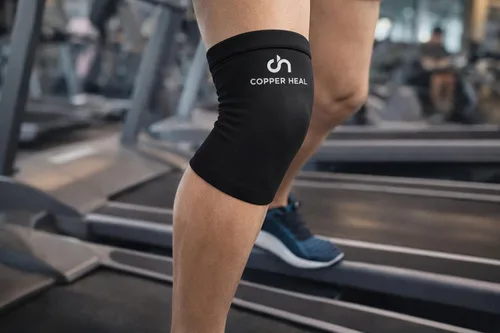 Vista 3 de COPPER HEAL Rodillera de compresión garantizada con el más alto contenido de cobre infundido para apoyar los músculos y articulaciones rígidos