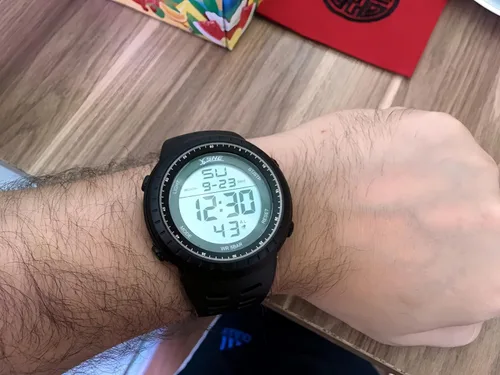 Vista 5 de Reloj deportivo digital resistente al agua para exteriores, fácil de leer, luz trasera, color negro, cara grande para hombre 1167, Negro, 49 mm