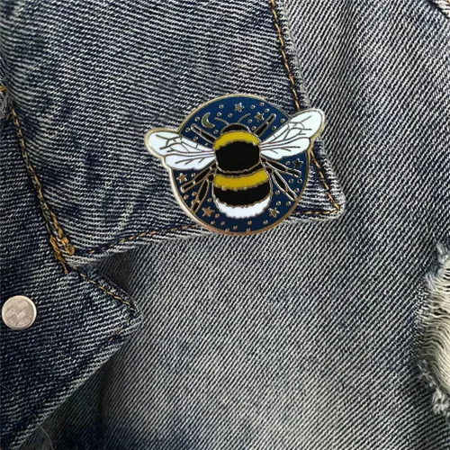 Vista 5 de Insignia de abejorro Broche de estrella y luna para artista, joyería brillante, arte de graduación, regalo de recuerdo de graduación, broche