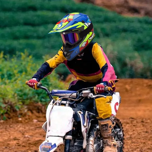 Vista 4 de cascos para niños y jóvenes de bicicleta todoterreno, motocross, ATV, BMX, MX, bicicleta todoterreno, casco de motocicleta J-01 con gafas y guantes