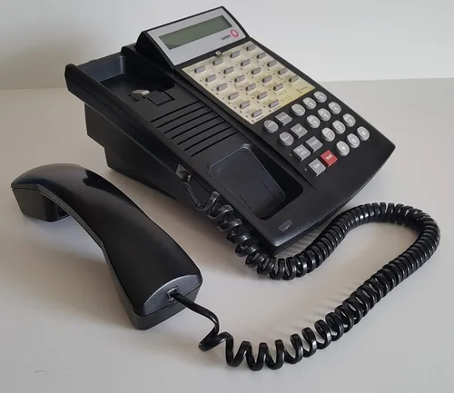 Vista 3 de 108236712 Teléfono Negro con Base 7311H14E-003 Y