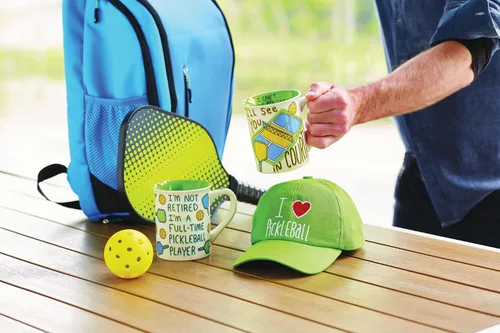 Vista 3 de Enesco Our Name is Mud I'm Not Retired - Taza de café de pickleball a tiempo completo, 16 onzas, multicolor