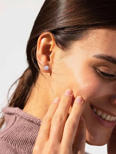 Vista 2 de ChicSilver Aretes de plata de ley 925 con forma de corazón, redondo, pera, esmeralda, piedra natal con halo para mujer, joyería de cumpleaños