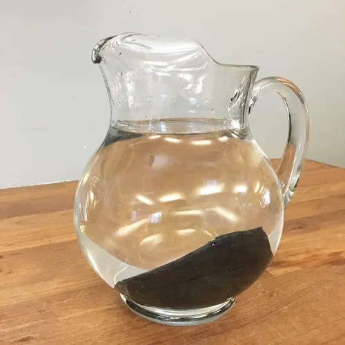 Vista 4 de Binchotan Charcoal de Kishu, Japón - Barras purificadoras de agua para agua de gran sabor, 2 varillas, cada barra filtra 1-2 galones de agua