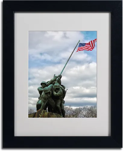 Vista 2 de Trademark Fine Art CATeyes - Lienzo decorativo para pared, diseño conmemorativo del Cuerpo de Marines 2, marco negro, 11 x 14 pulgadas