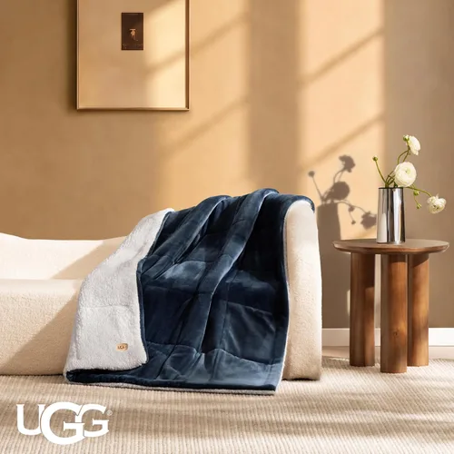 Vista 2 de UGG Nita - Manta reversible de vellón de felpa, 50 x 70 pulgadas, color Azul