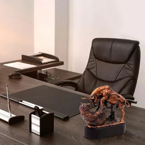 Vista 7 de MEPERPER Estatua de Toro y Oso de Wall Street, Decoración de 9x9.5 Pulgadas, Figura de Resina para Escritorio de Finanzas con Acabado Similar al
