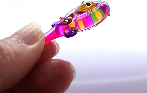 Vista 7 de Manta Ray - Figura pequeña de cristal en miniatura – Animal de vidrio soplado hecho a mano de 1 pulgada – Bonita decoración del océano – Regalo