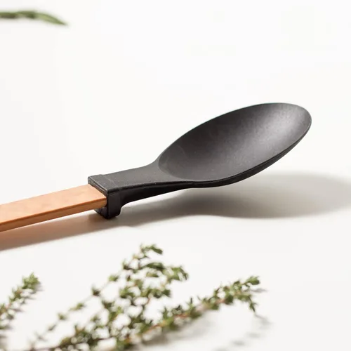 Vista 4 de Epicurean Gourmet Series - Cuchara mediana de nailon con mango natural con cabeza negra