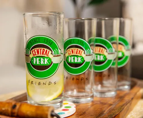 Vista 6 de Silver Buffalo Friends Central Perk NYC - Juego de vasos de 4 piezas, 10 onzas Vaso Central Perk NYC de 10 oz