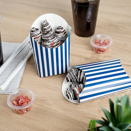 Vista 7 de Restaurantware Bio Tek - Taza de papas fritas desechables de 4.7 x 3.5 x 5.1 pulgadas, 100 vasos desechables para refrigerios, papel azul y blanco