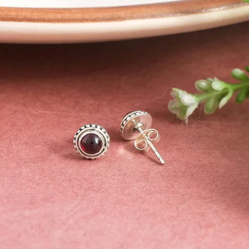 Vista 61 de Round Gemstone Stud Design 2
