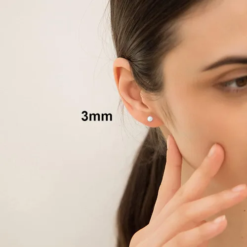 Vista 3 de Aretes de plata de ley chapados en oro blanco con ópalo de 3 a 0.315 in, opciones de imitación de ópalo de punto, joyería hipoalergénica