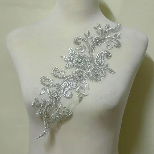 Vista 4 de Apliques de encaje con cuentas 3D Luz Lujo Ropa Collar Ramillete Bordado Accesorios (azul oscuro)