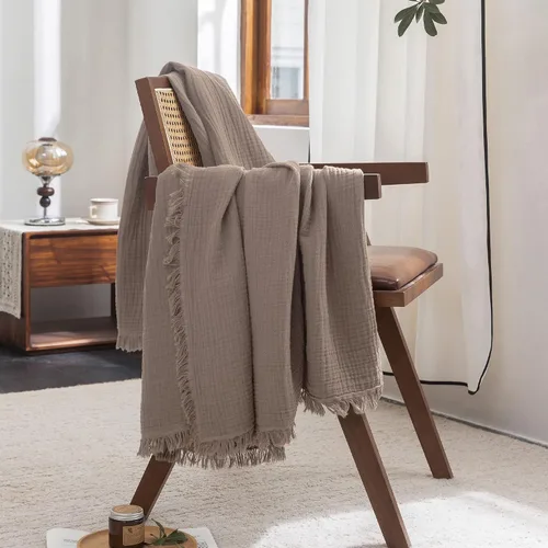 Vista 23 de FOSSA Manta de Muselina con Flecos - Gasa de Algodón 100% de 4 Capas Súper Suave y Transpirable - Manta Decorativa Ligera y Refrescante para Cama