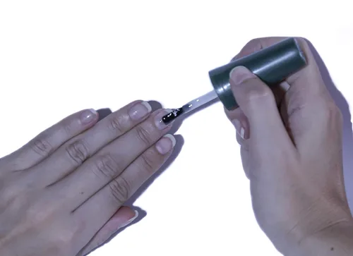 Vista 5 de Esmalte endurecedor de uñas de Química Alemana, 2