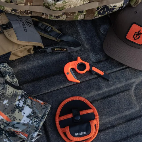 Vista 8 de Gerber Vital Zip [31 – 002745], cortadora Replaceable plain edge blade, gut knife for hunting, deer skinning, field dressing, game processing