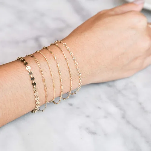 Vista 6 de Pulsera delicada para mujer, chapada en oro de 14 quilates, plata de ley, bonita pulsera satélite con cuentas de cadena en capas con dije de moneda