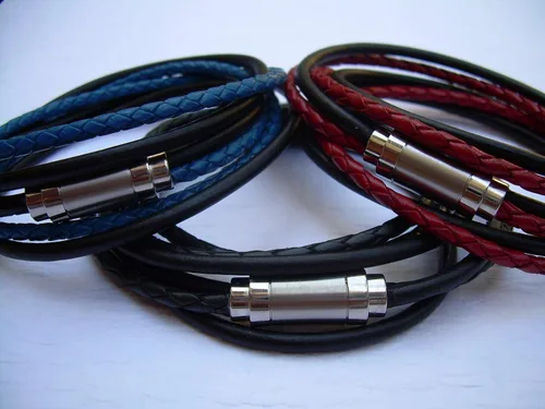 Vista 6 de Handmade Triple Leather Wrap Bracelet with Stainless Steel Magnetic Matte Clasp - Genuine Leather Bracelet for Men - Available sizes: 6,6.5,7,7.5,8