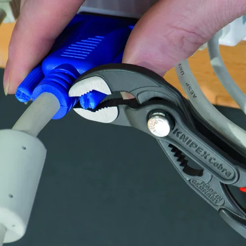 Vista 4 de KNIPEX Paquete de alicates para bomba de agua Cobra (8701150)