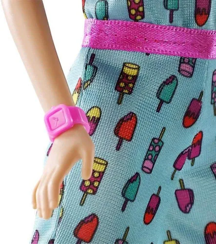 Vista 4 de Barbie FTV96 – Muñeca con Bicicleta y Accesorios, Muñecas y Accesorios para Muñecas de 3 Años