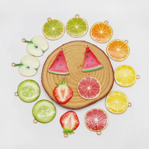Vista 6 de 32 dijes de esmalte en tono dorado surtidos, limón, sandía, naranja, fresa, manzana, delicados, colgantes, fruta, alimentos, para aretes, joyería