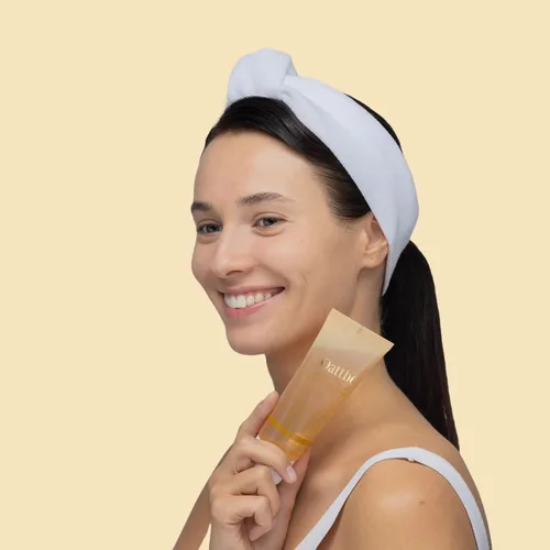 Vista 5 de Syn Bio Beta Glucan - Limpiador facial de gel suave – Lavado facial coreano de primera calidad para piel sensible con 5 pesos de ácido hialurónico
