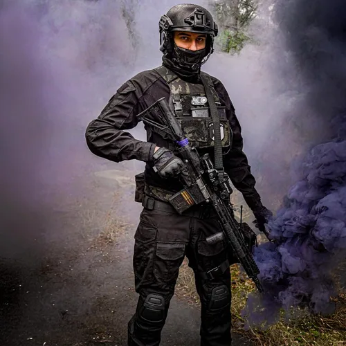 Vista 4 de YEVHEV Conjunto de ropa militar de combate G3, ropa táctica de camuflaje, uniforme de caza, equipo de paintball con rodilleras para hombres Negro