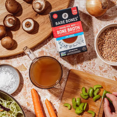 Vista 8 de Bare Bones Caldo de hueso de res alimentado con pasto y bajo en sodio Para verter con proteína y colágeno criados en pasto para cocinar y beber
