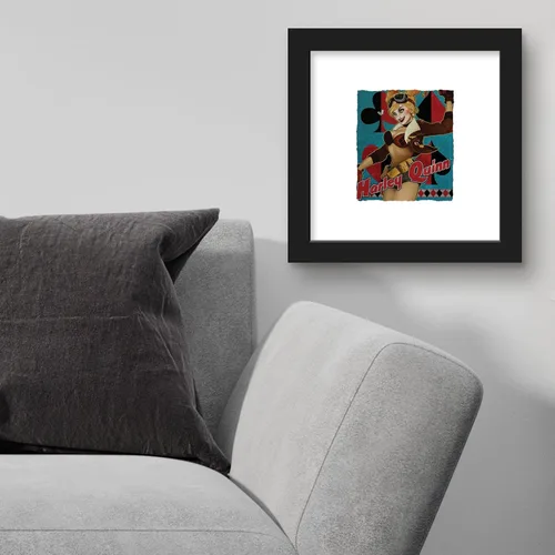 Vista 4 de Trends International Gallery Pops DC Comics Bombshells - Harley Quinn - Póster de pared de Arlequín, 12 x 12 pulgadas, versión enmarcada en negro