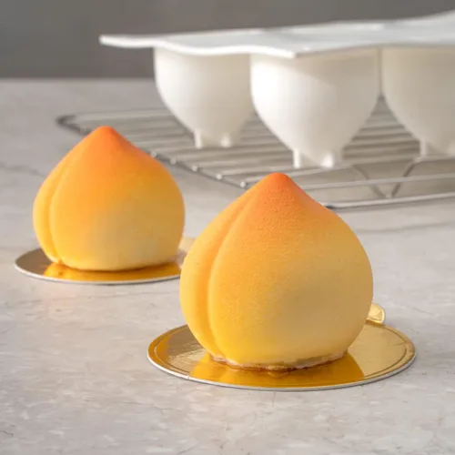 Vista 3 de Restaurantware Pastry Tek - Molde de silicona para hornear, 8 compartimentos, caja de 10
