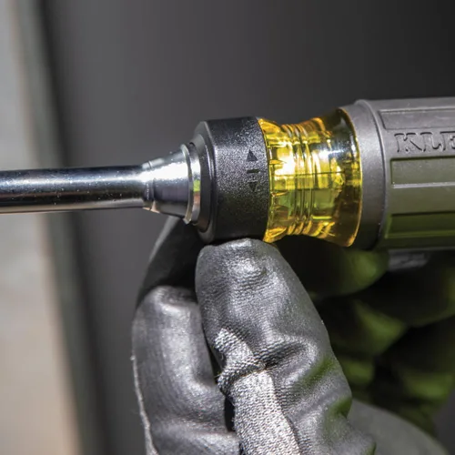 Vista 7 de Klein Tools 32305 - Destornillador de trinquete multibroca, herramienta 15 en 1 con puntas Phillips, ranuradas, cuadradas, Torx y combo