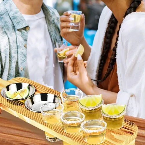 Vista 5 de Bandeja para servir vasos de chupito de tequila con juego de 6 vasos de chupito, soporte de madera único para beber, servir, exhibir y almacenar